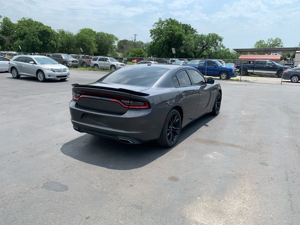 2018 Dodge Charger Image 3