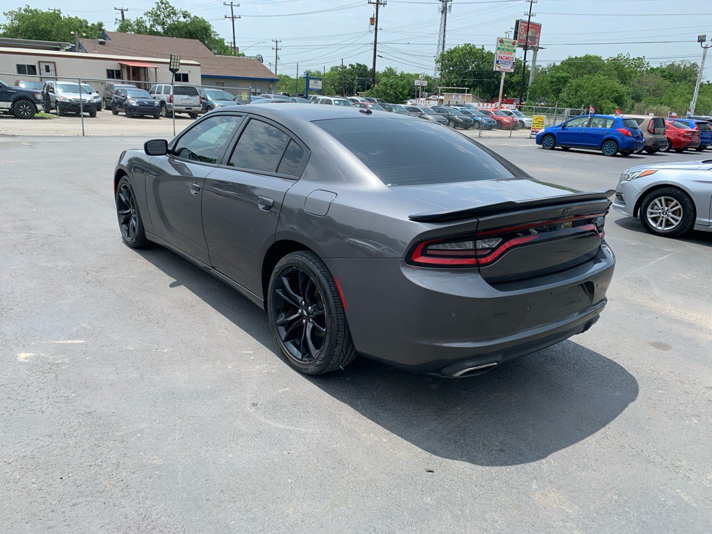 2018 Dodge Charger Image 5