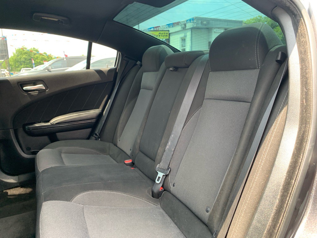 2018 Dodge Charger Image 11