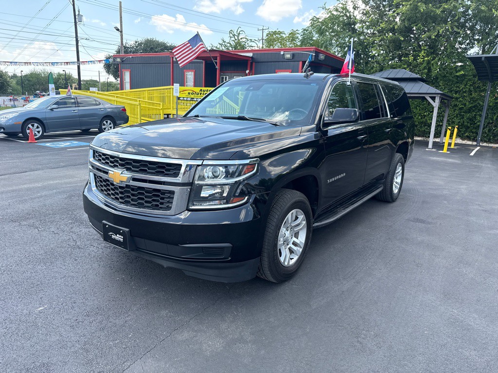 2018 Chevrolet Suburban Image 7