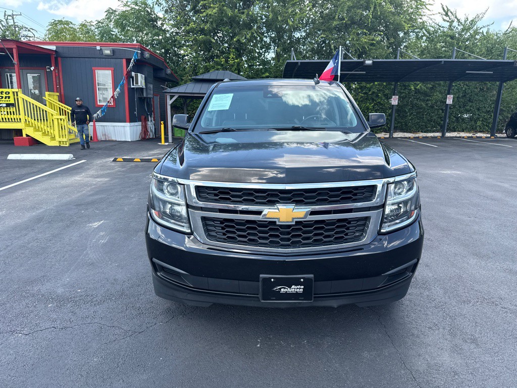 2018 Chevrolet Suburban Image 8
