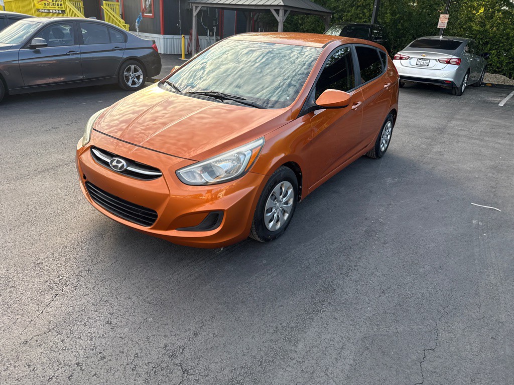2017 Hyundai Accent Image 7