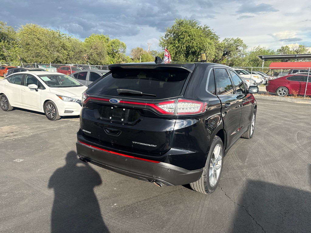 2017 Ford Edge Image 3