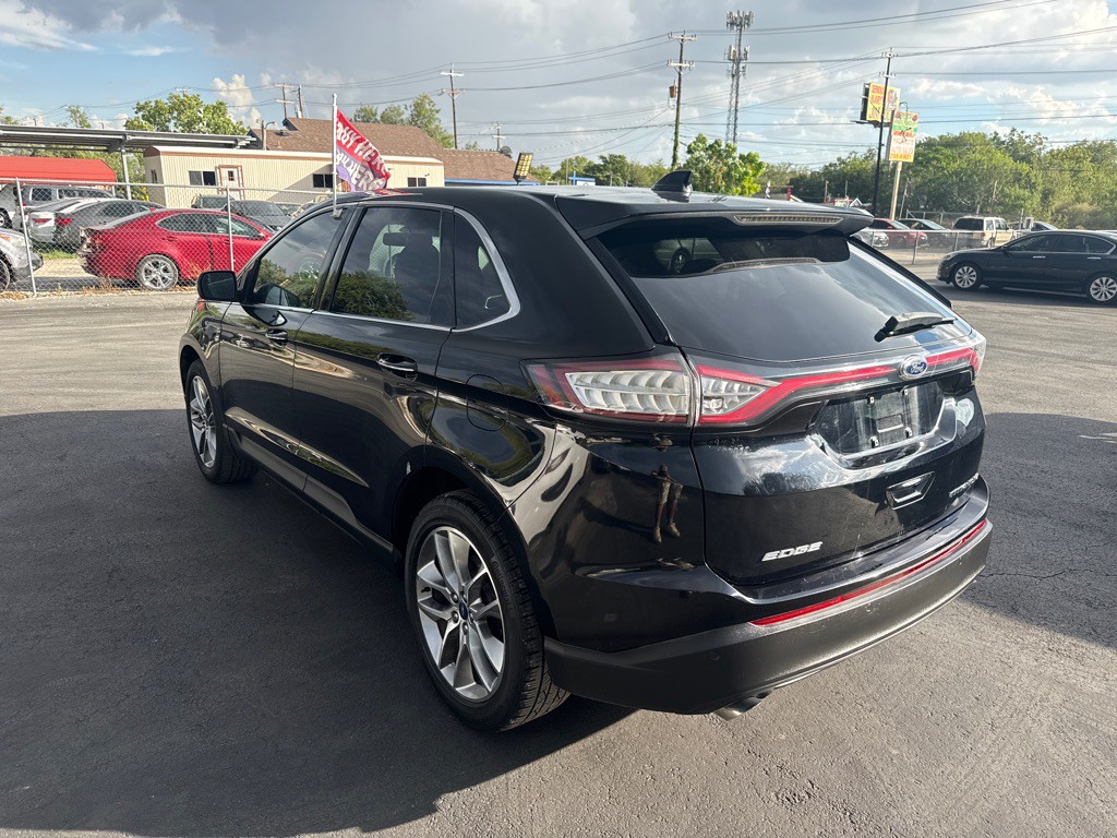 2017 Ford Edge Image 5
