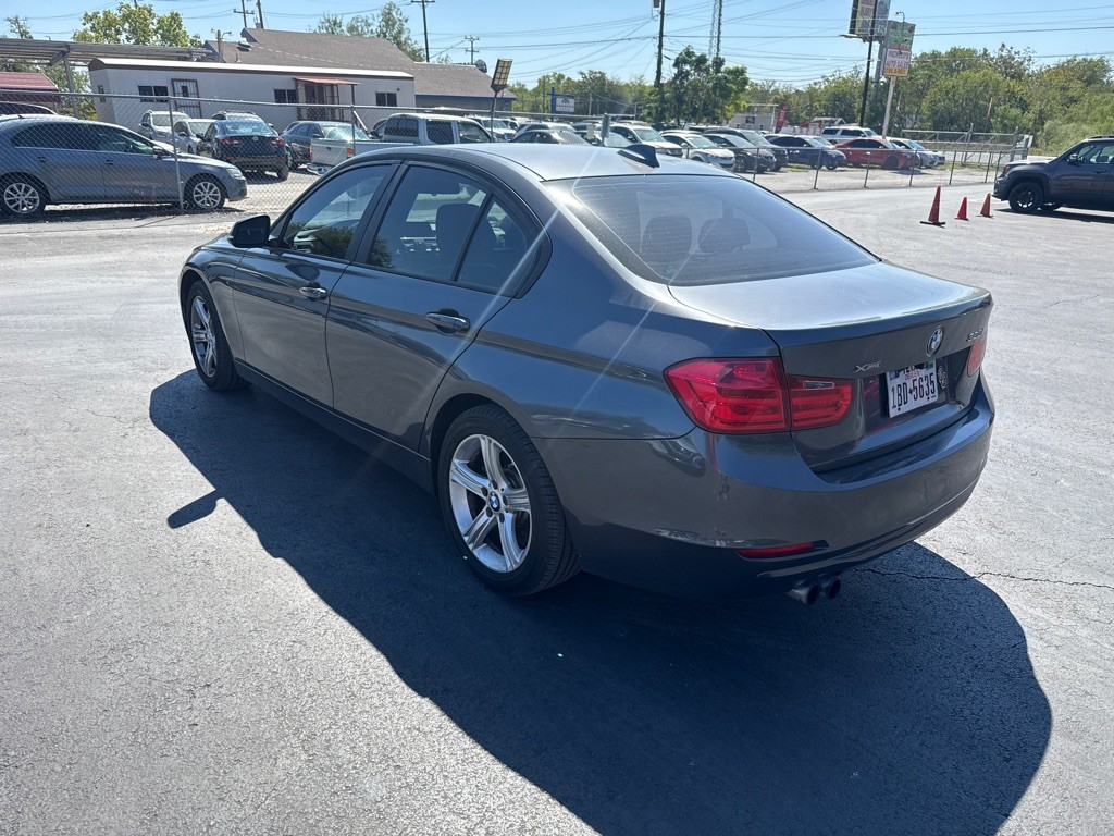 2014 BMW 3 Series Image 5