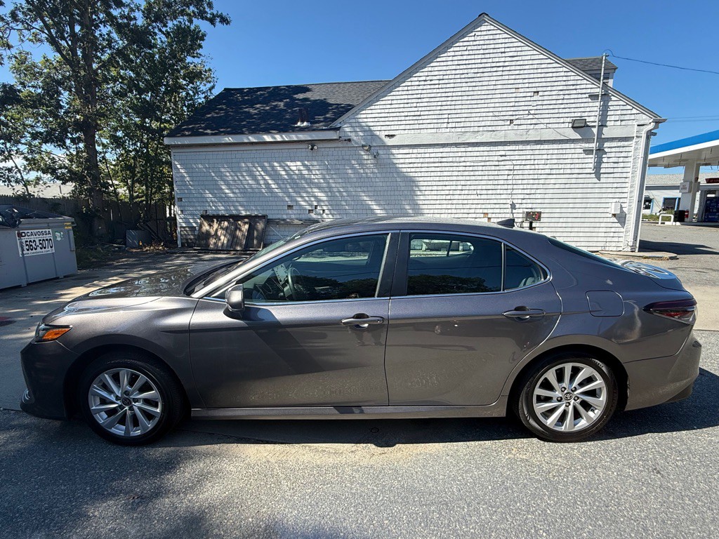 2024 Toyota Camry Image 10