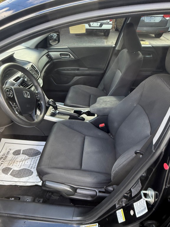 2015 Honda Accord Image 7