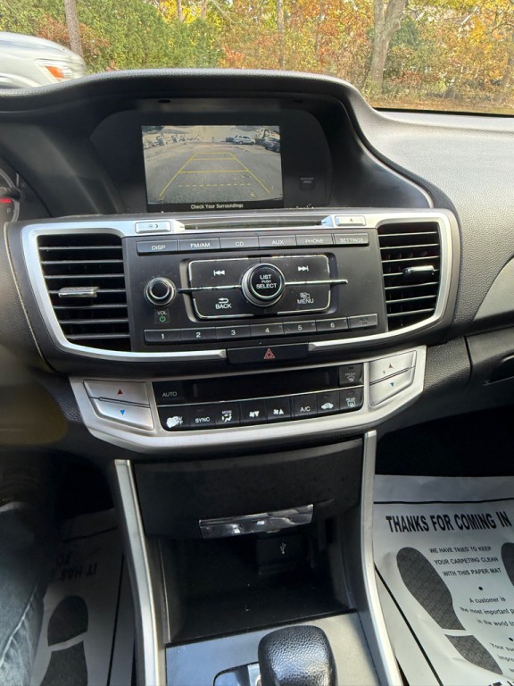 2015 Honda Accord Image 10