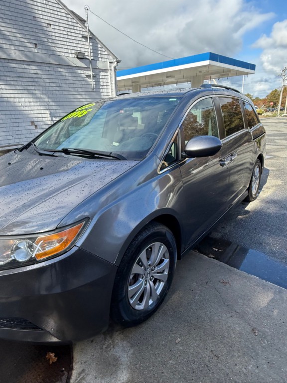 2016 Honda Odyssey Image 2