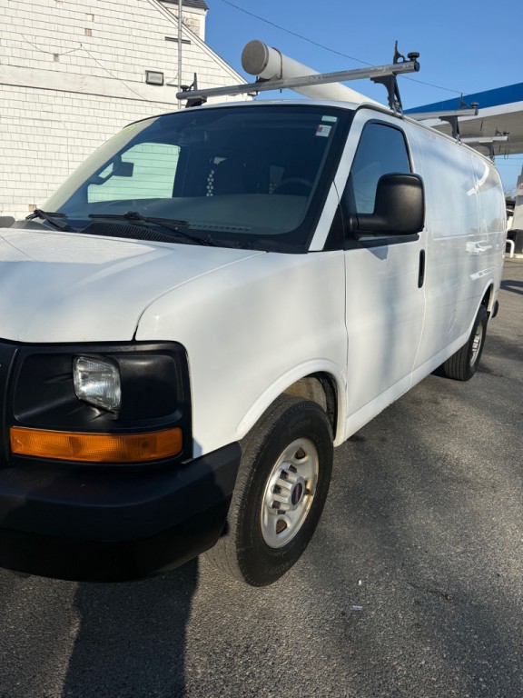 2016 GMC Savana Image 5