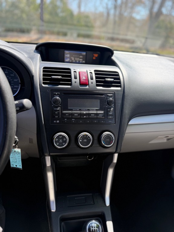 2015 Subaru Forester Image 3