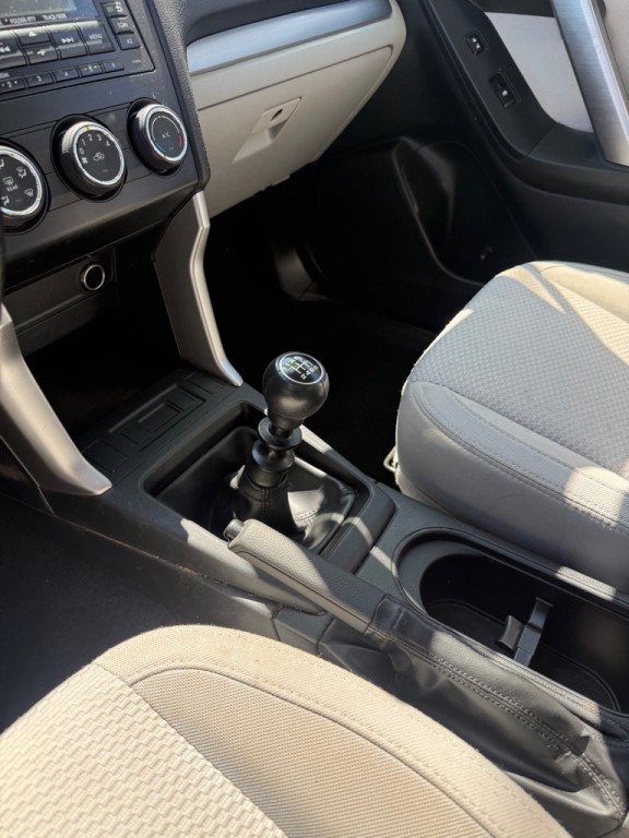 2015 Subaru Forester Image 6