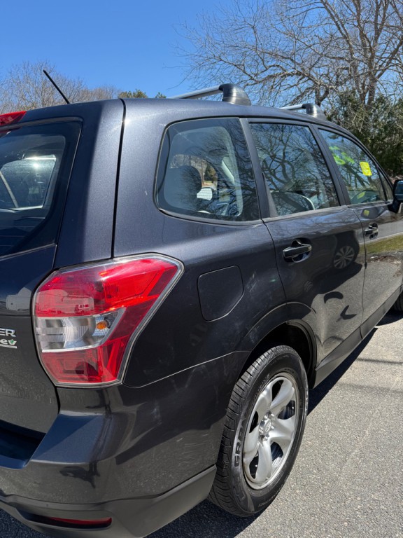 2015 Subaru Forester Image 14