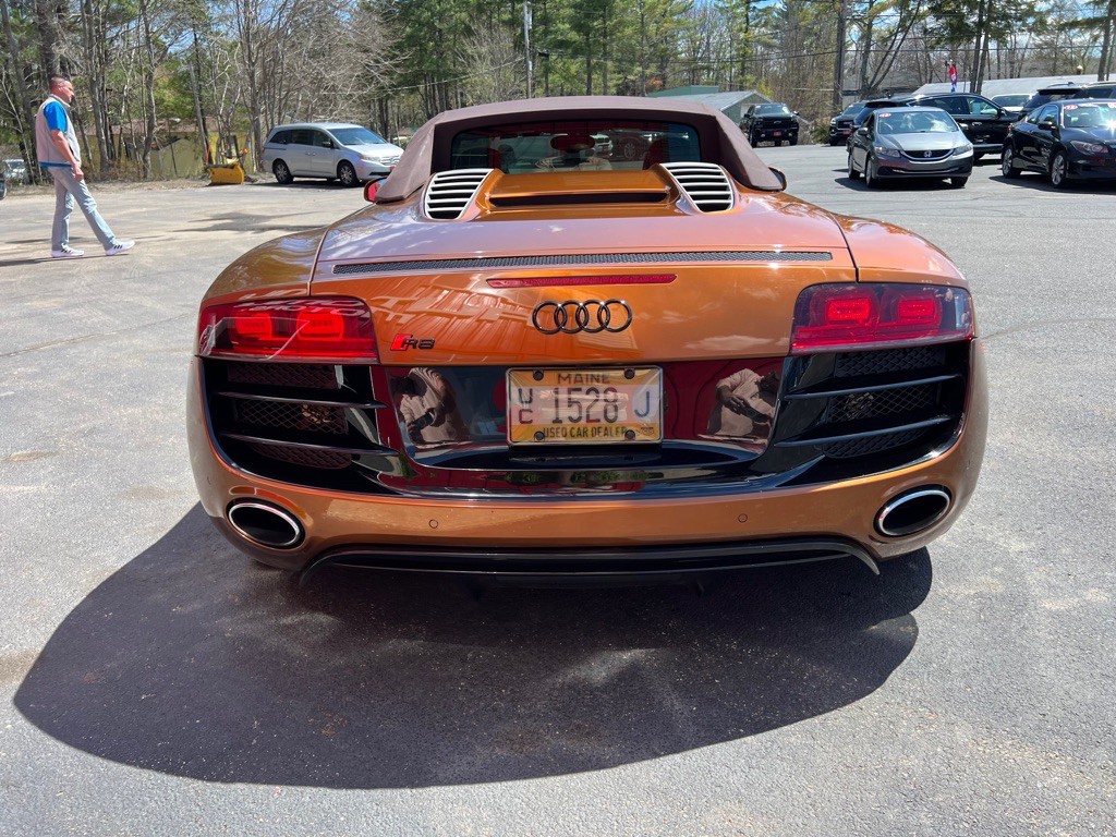 2011 Audi R8 Image 5