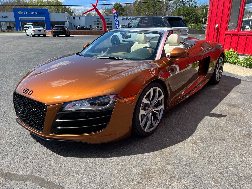 2011 Audi R8 Image 11