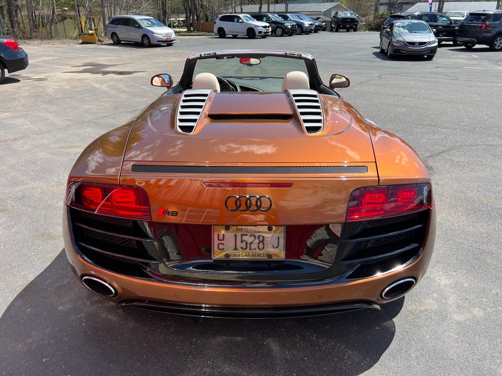 2011 Audi R8 Image 13