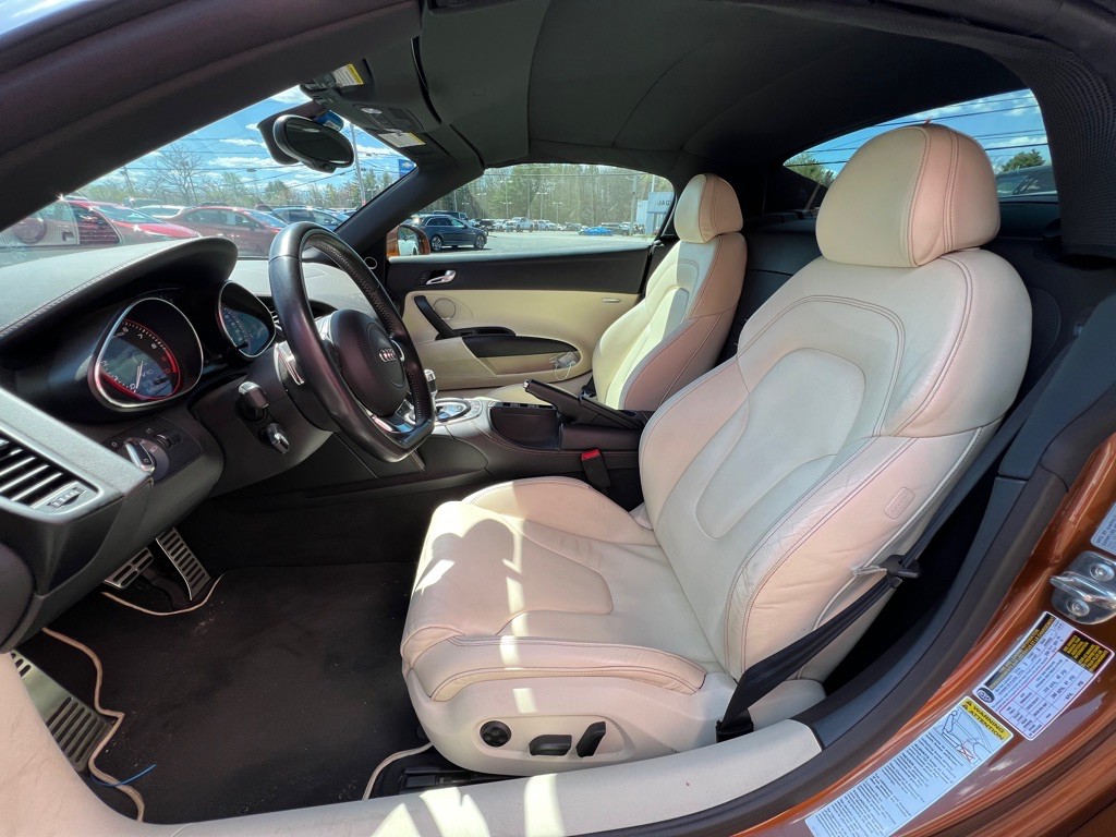 2011 Audi R8 Image 23