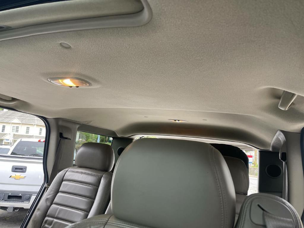 2003 HUMMER H2 Image 14