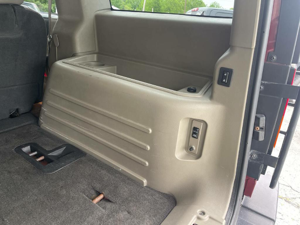 2003 HUMMER H2 Image 22