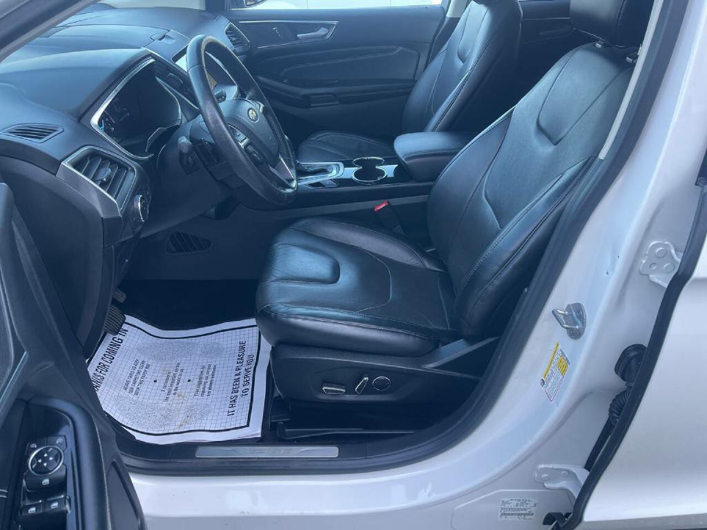 2016 Ford Edge Image 11