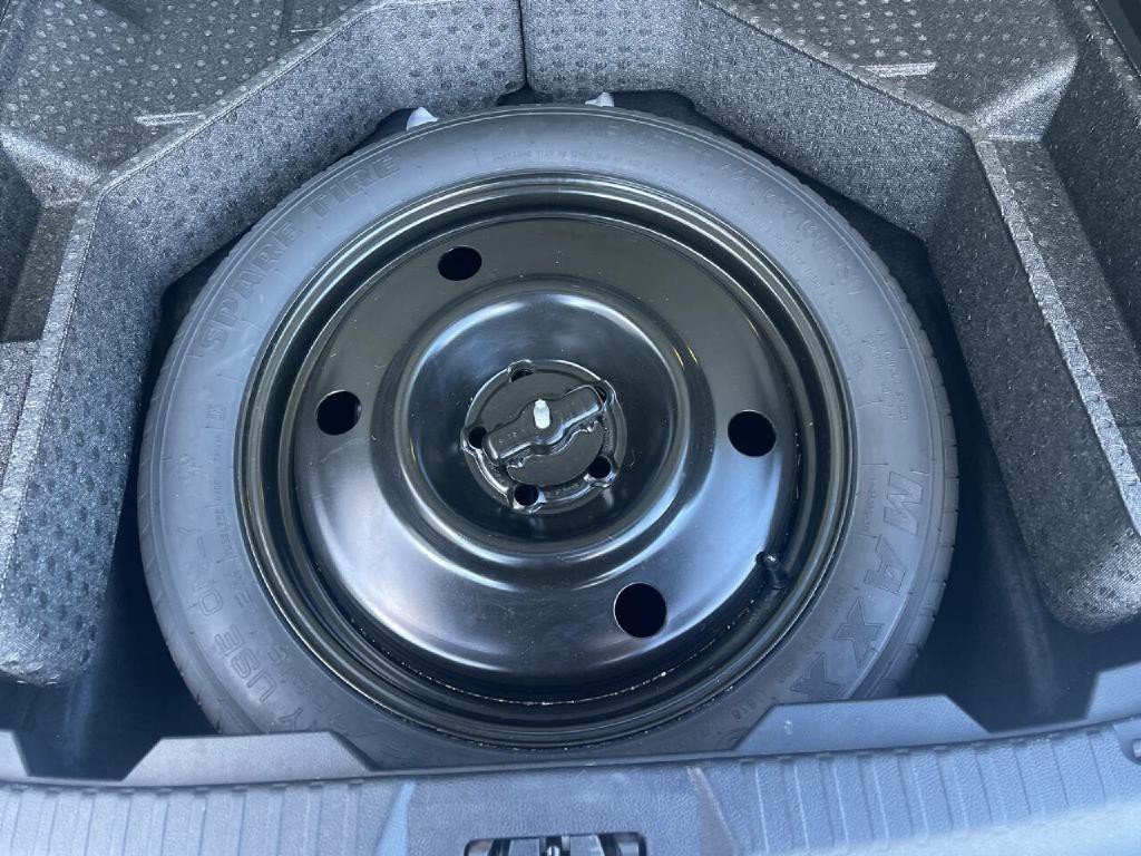 2016 Ford Edge Image 21