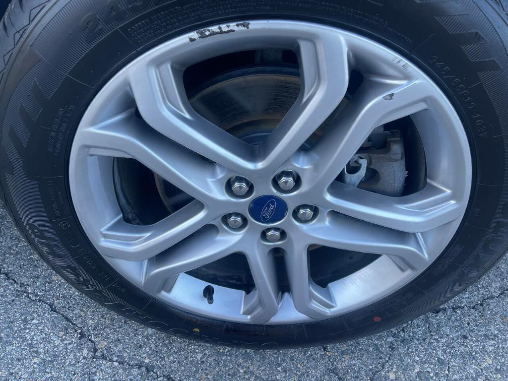 2016 Ford Edge Image 32