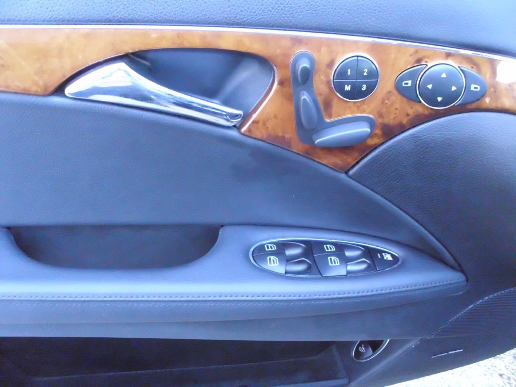 2008 Mercedes-Benz E-Class Image 7