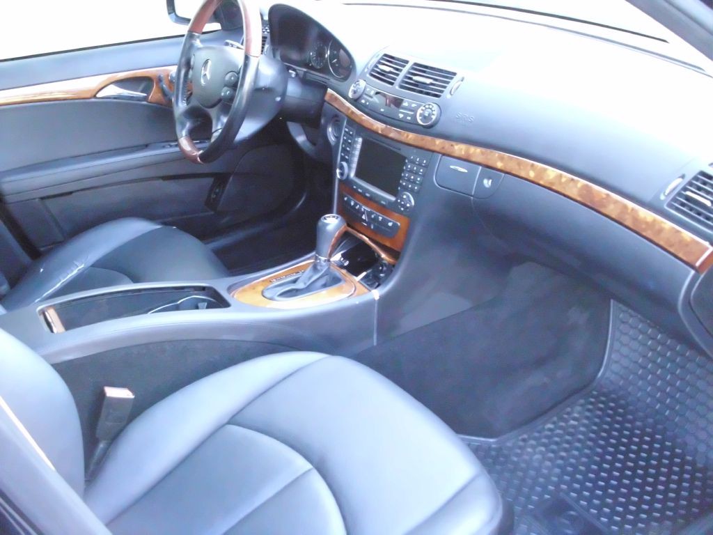 2008 Mercedes-Benz E-Class Image 9