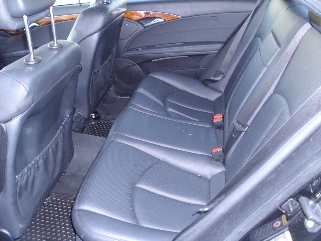 2008 Mercedes-Benz E-Class Image 15