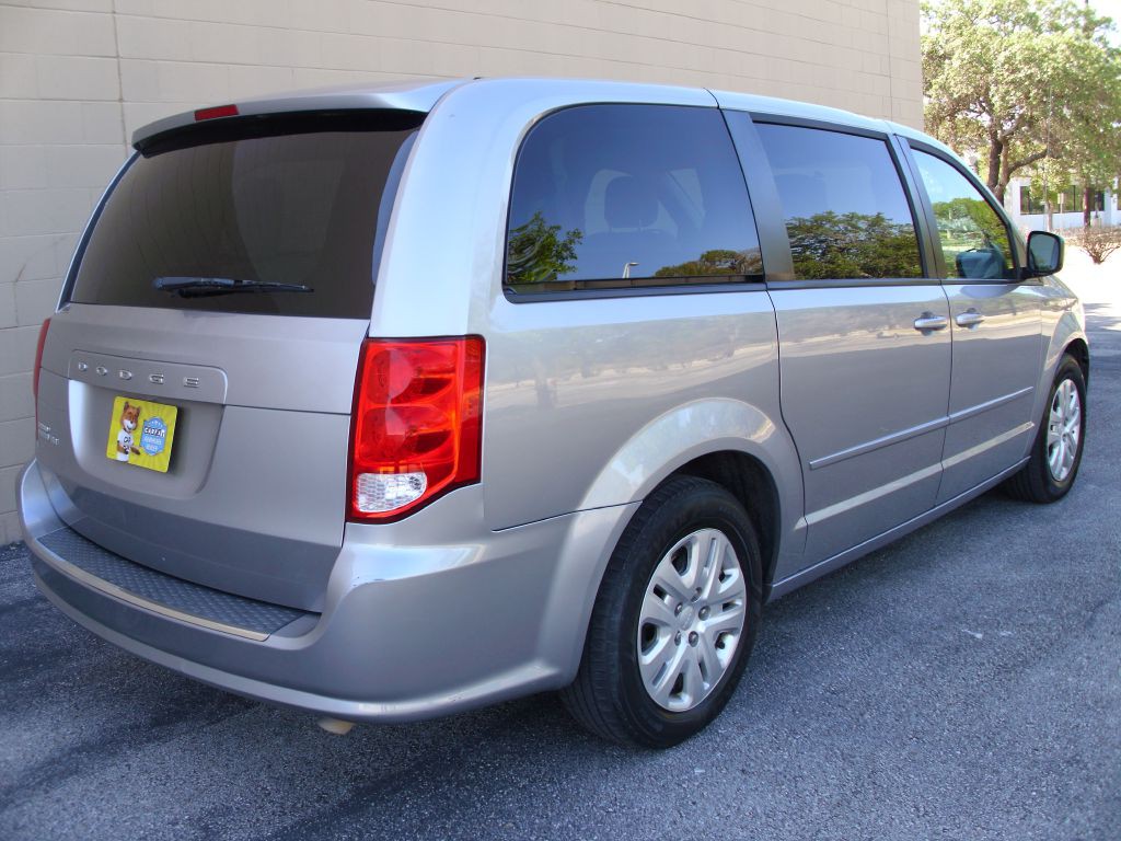 2016 Dodge Ram Van Image 4