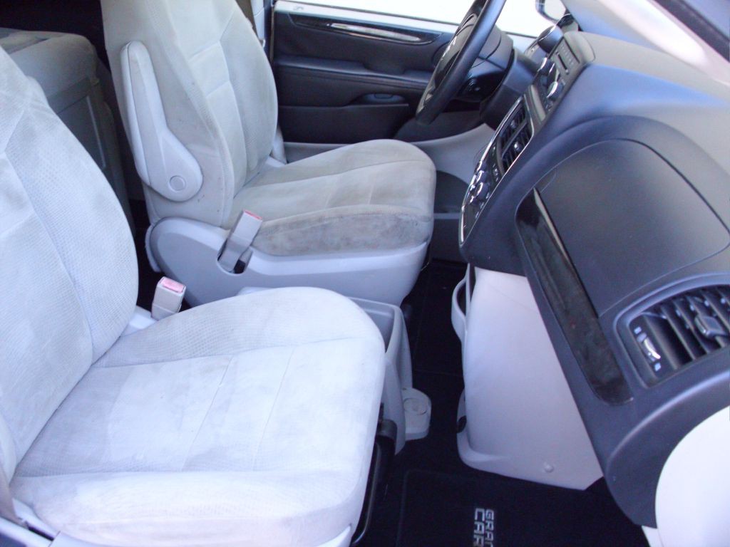 2016 Dodge Ram Van Image 12