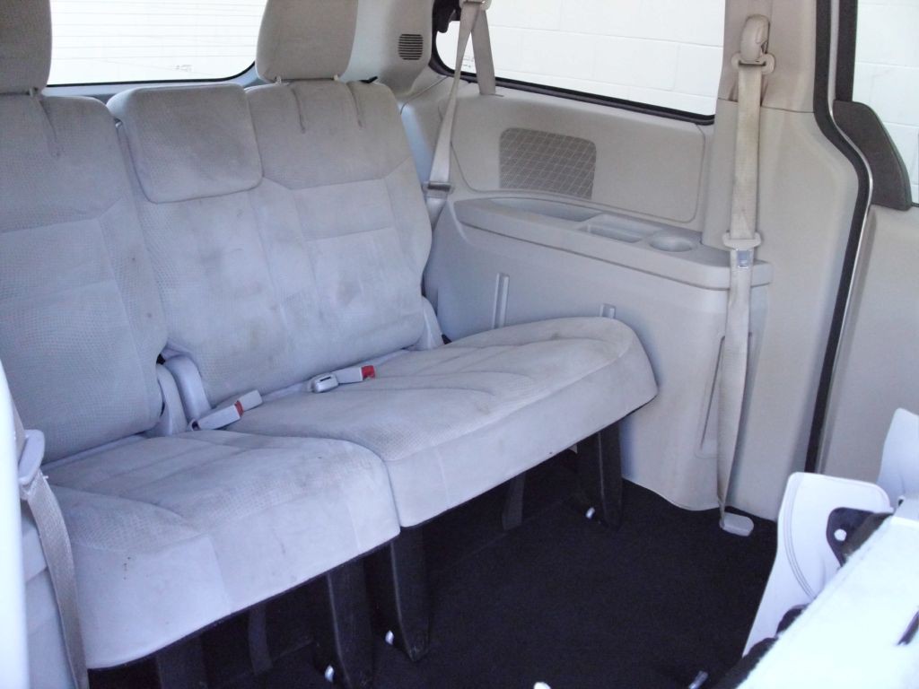 2016 Dodge Ram Van Image 14