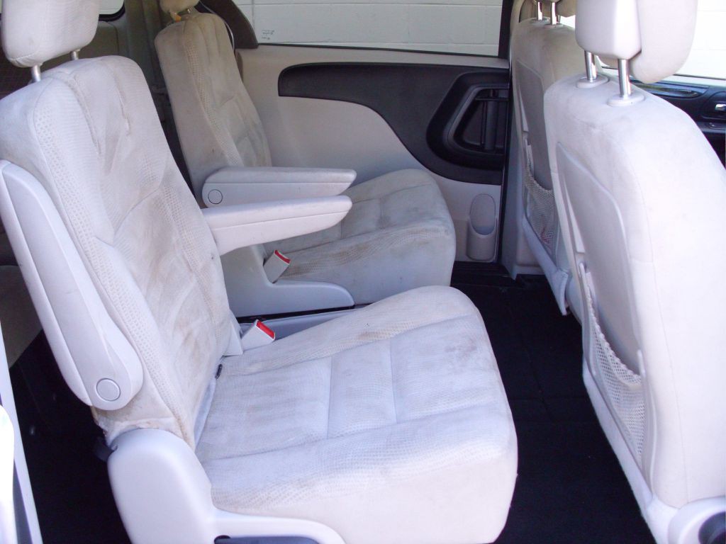 2016 Dodge Ram Van Image 16
