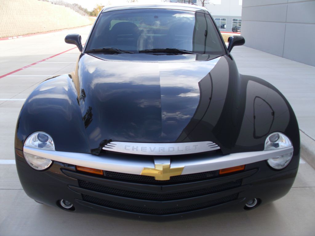 2003 Chevrolet SSR Image 4