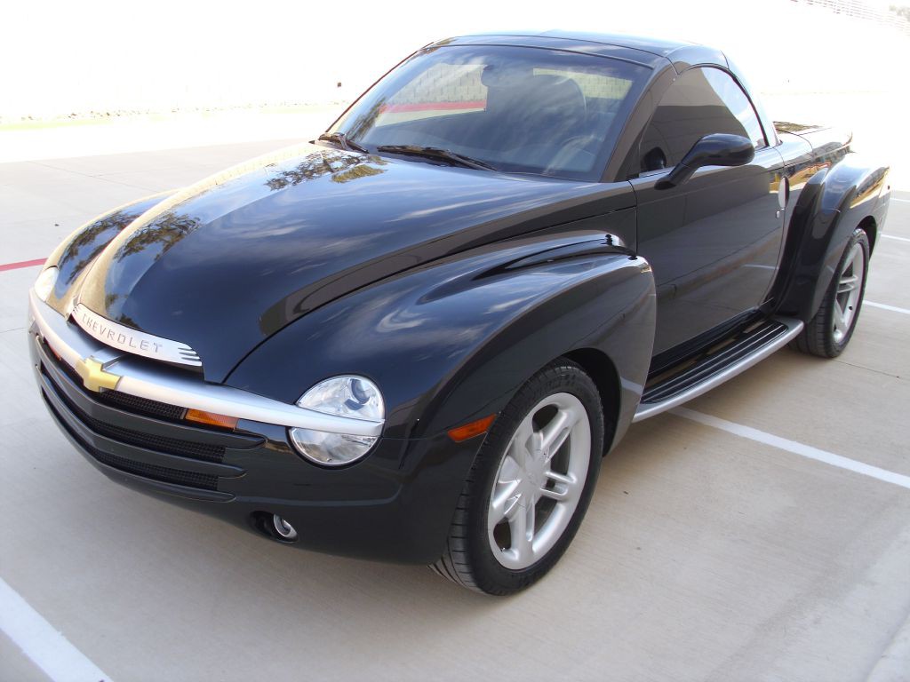 2003 Chevrolet SSR Image 5