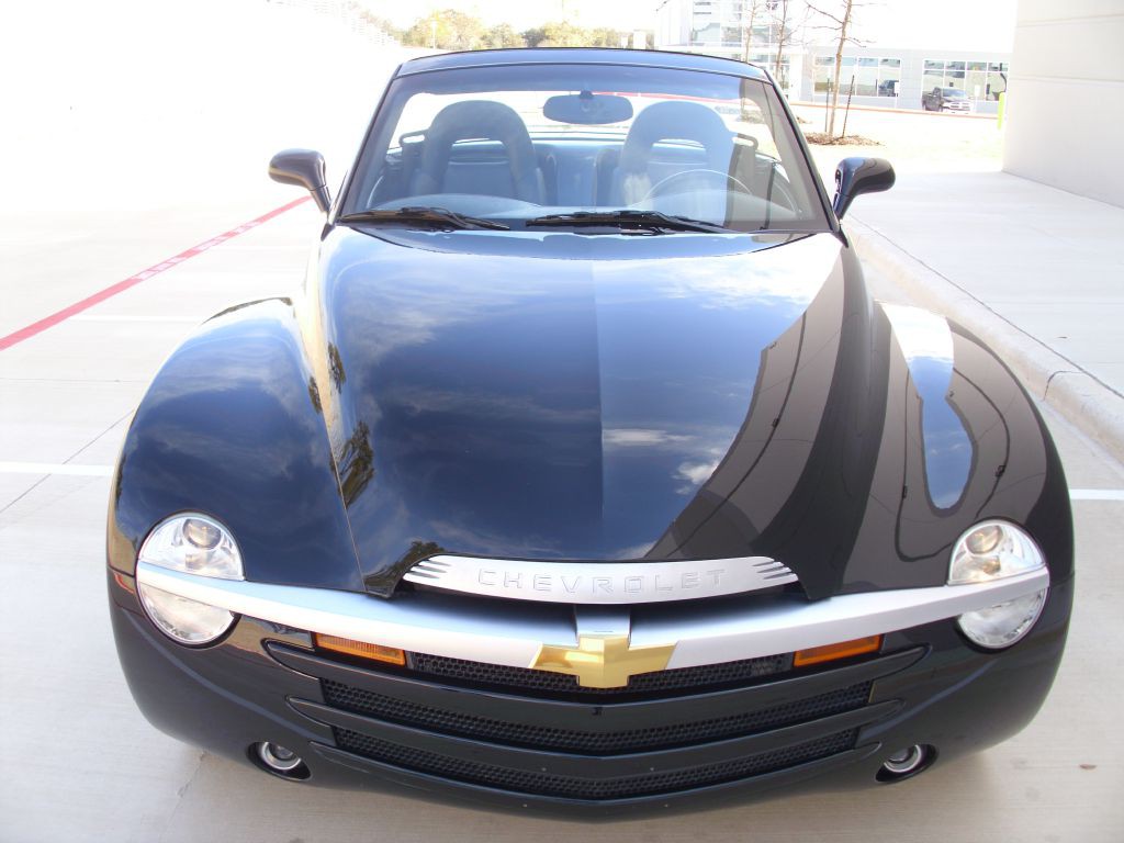 2003 Chevrolet SSR Image 10