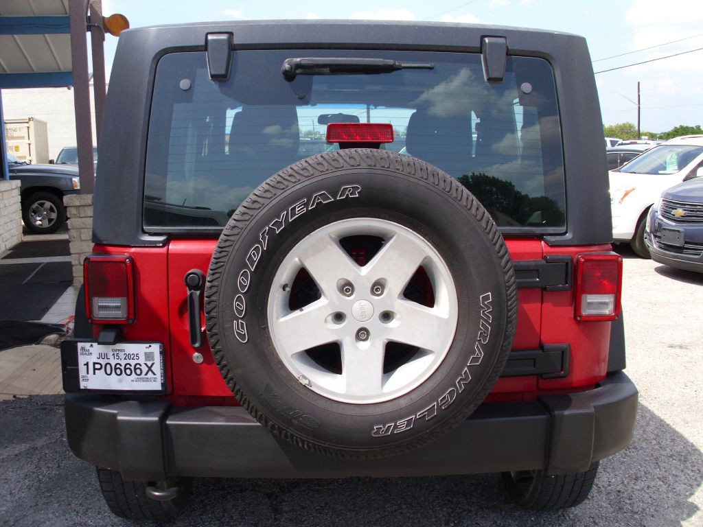 2011 Jeep Wrangler Image 7