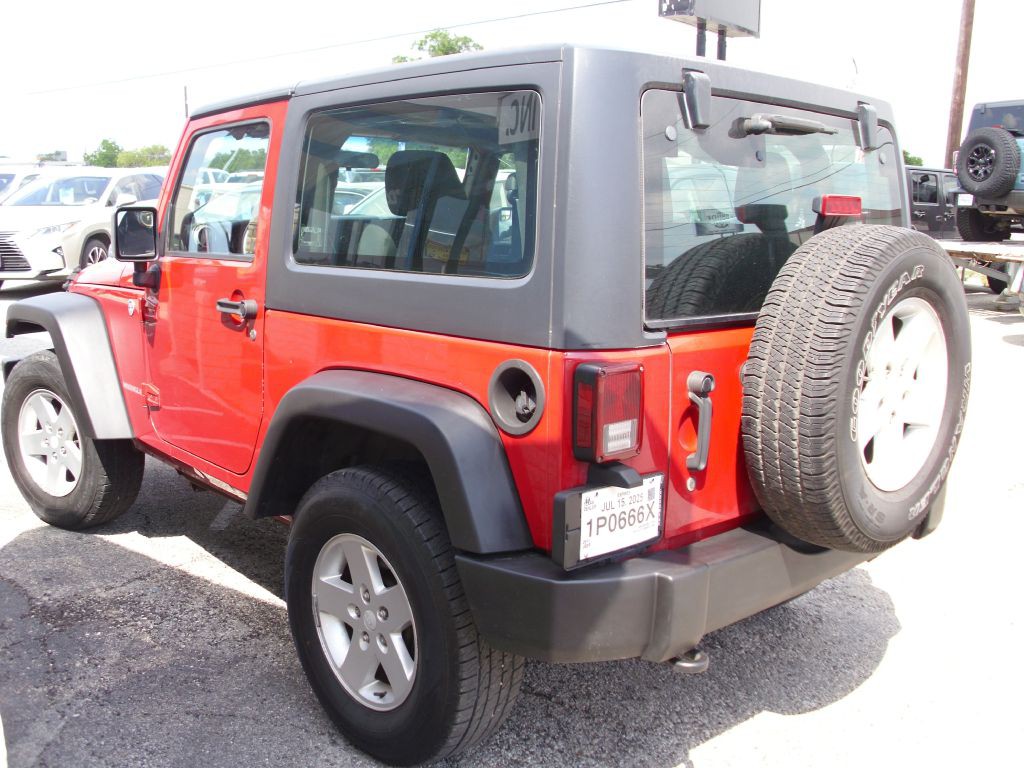 2011 Jeep Wrangler Image 8