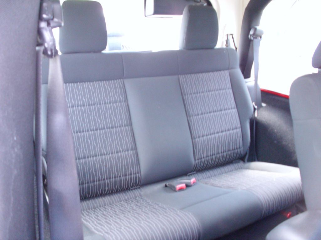2011 Jeep Wrangler Image 16