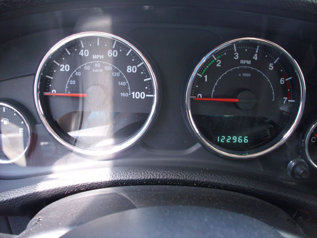 2011 Jeep Wrangler Image 22