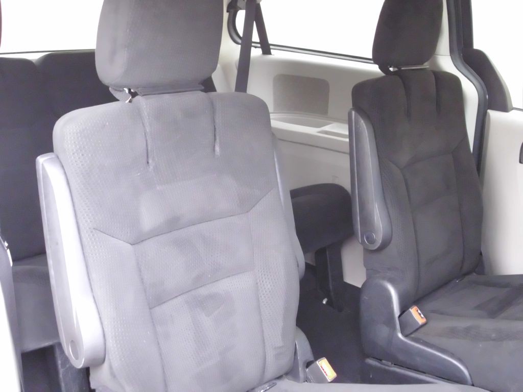 2016 Dodge Ram Van Image 11