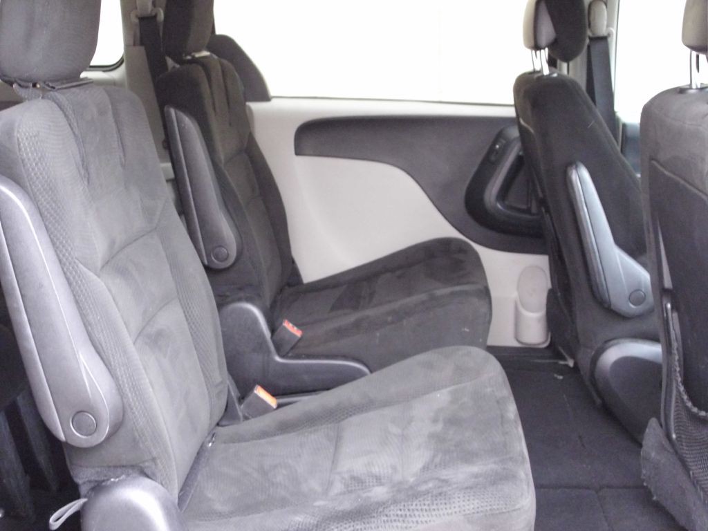 2016 Dodge Ram Van Image 12