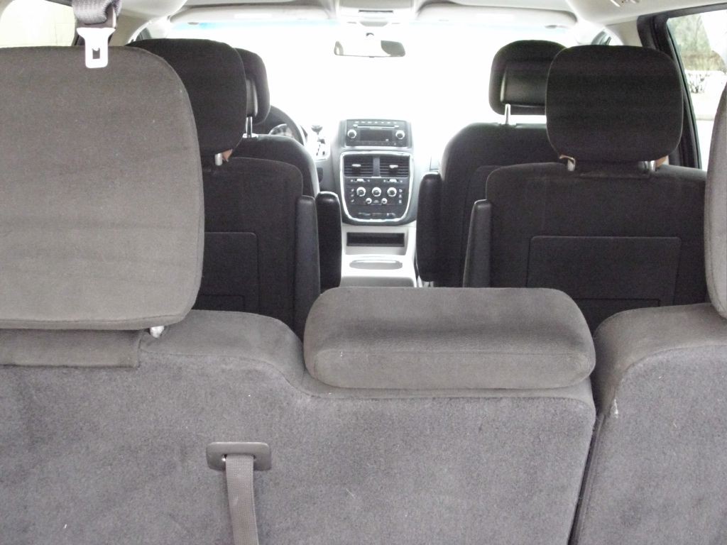 2016 Dodge Ram Van Image 15