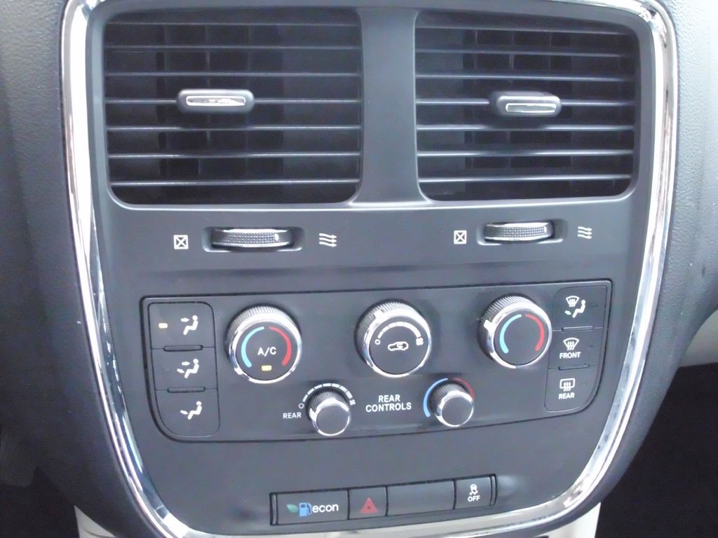 2016 Dodge Ram Van Image 24