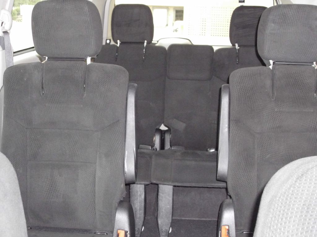 2016 Dodge Ram Van Image 27