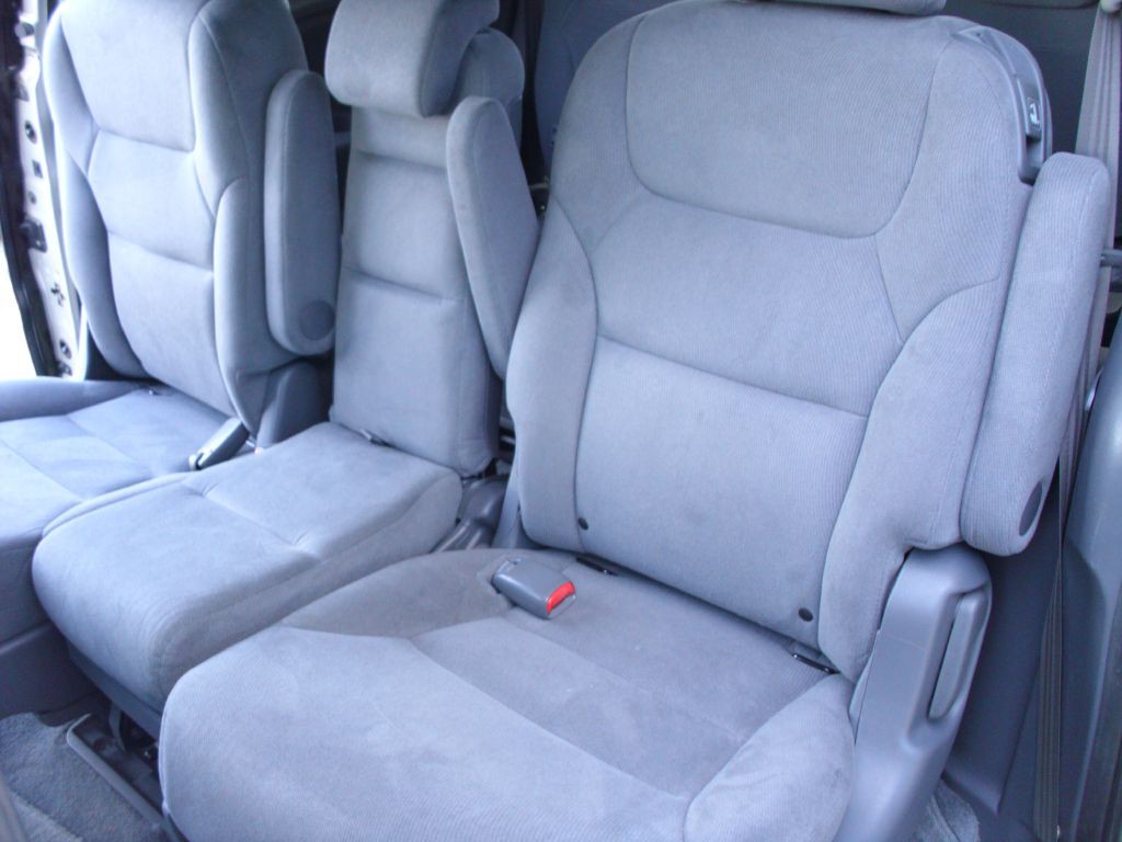 2007 Honda Odyssey Image 16