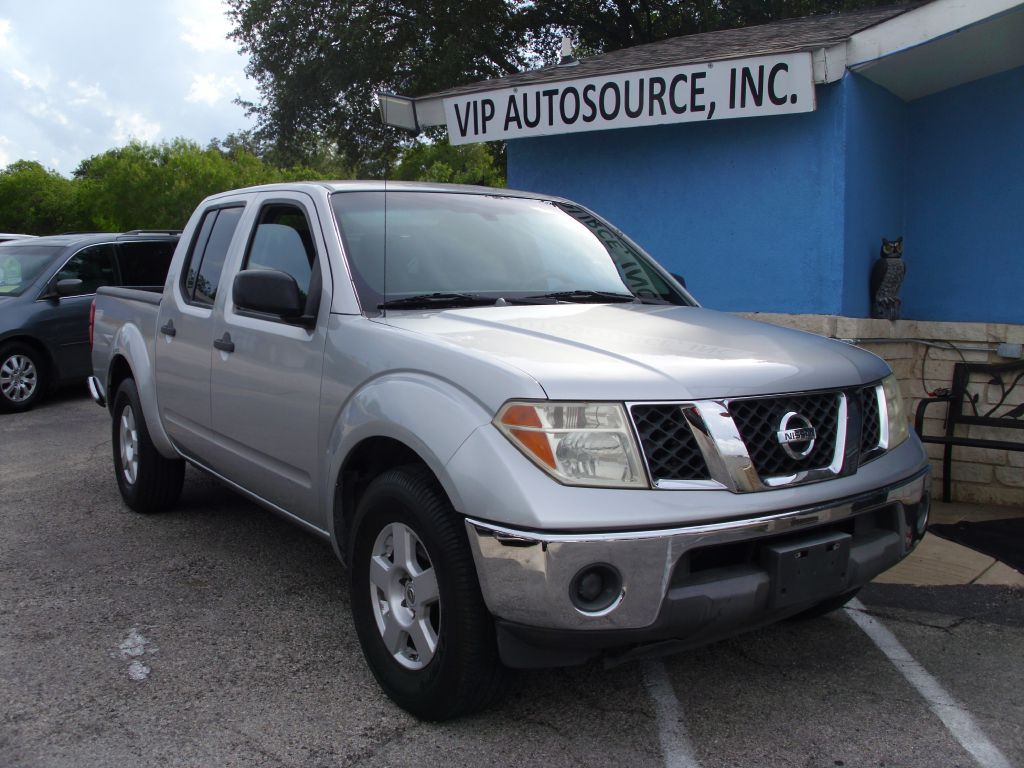 2006 Nissan Frontier Image 2
