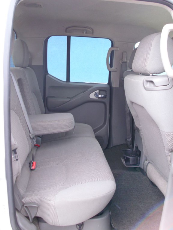 2006 Nissan Frontier Image 11