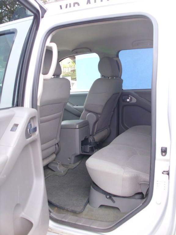 2006 Nissan Frontier Image 15