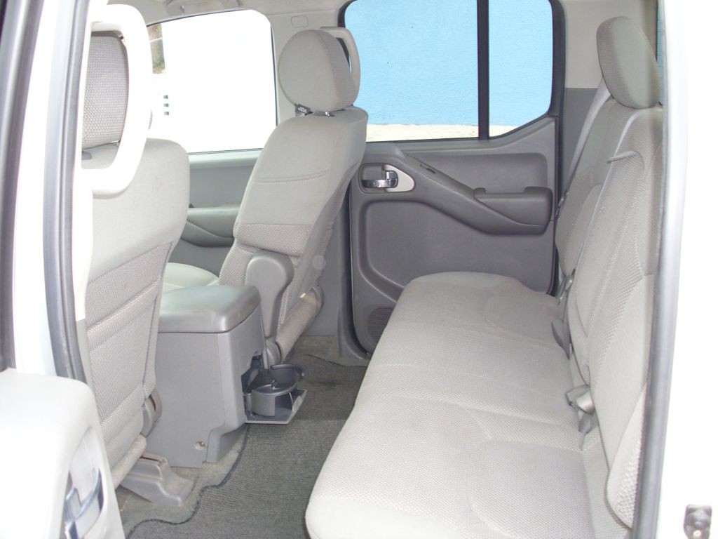 2006 Nissan Frontier Image 16